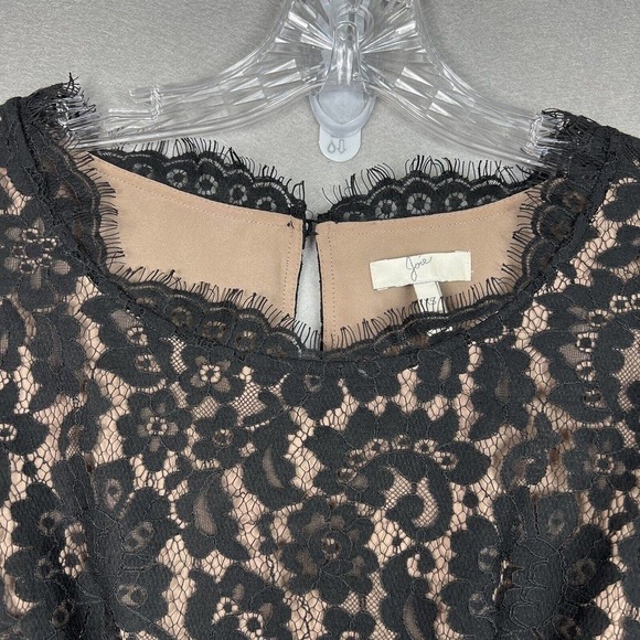 Joie Black Lace Maribeth Mini Dress XS Cap Sleeve Scallop Hem - Picture 5 of 14